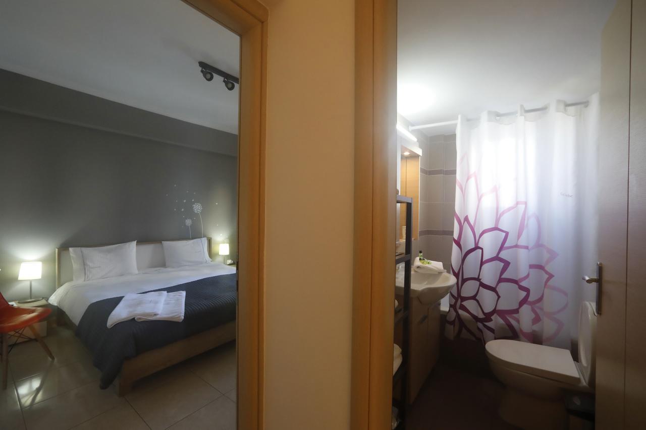 Metaxourghio Boutique Apartment Atene Esterno foto